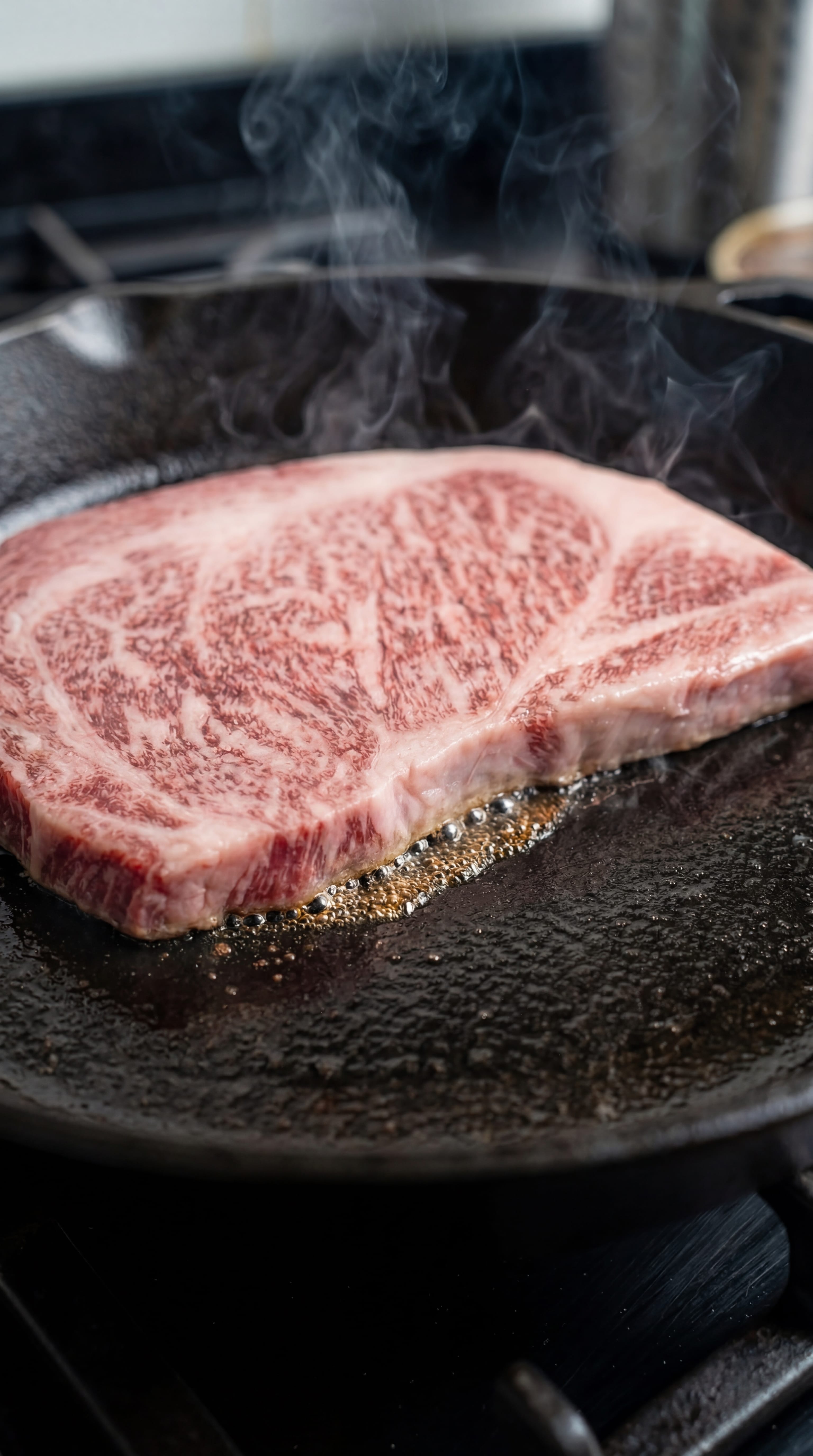 Corte de Wagyu Japonés A5 con marmoleado